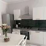 House La Ginestra *