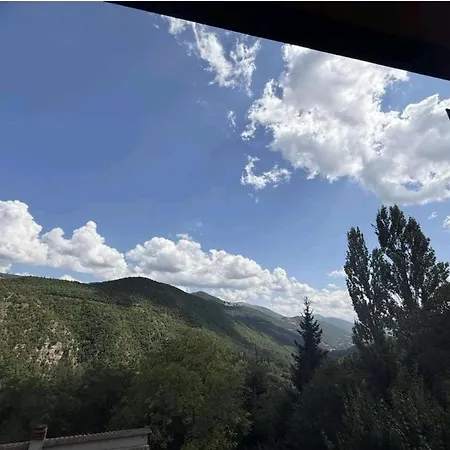 Holiday home House La Ginestra Sellano