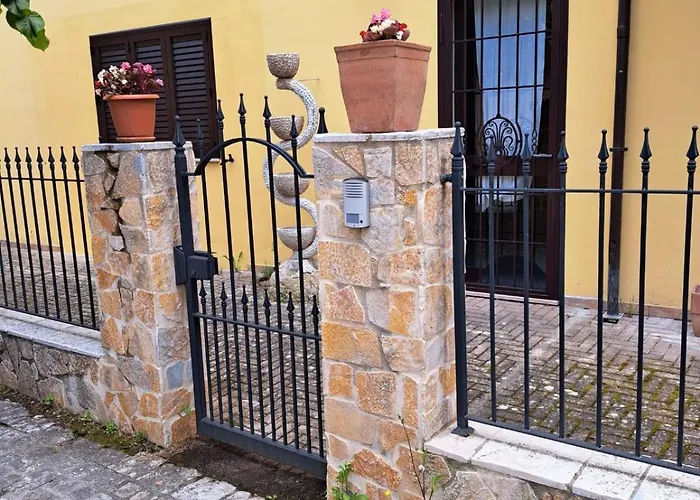 Дом отдыха House La Ginestra